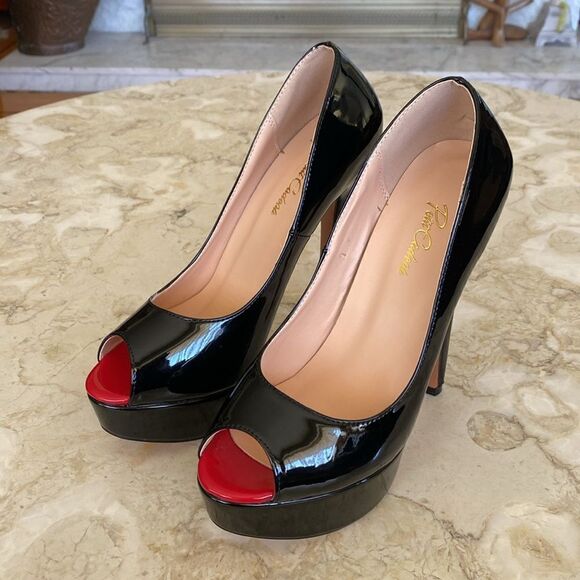Petit Cadeaux Platform Peep Toe 5” Stiletto Heels Black Patent & Red - As New - Picture 5 of 16
